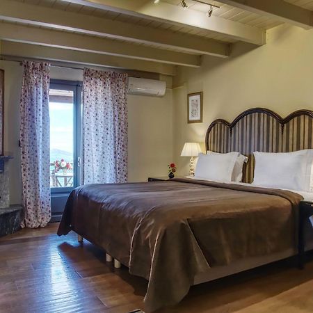 Aegli Arachova Hotel Bagian luar foto