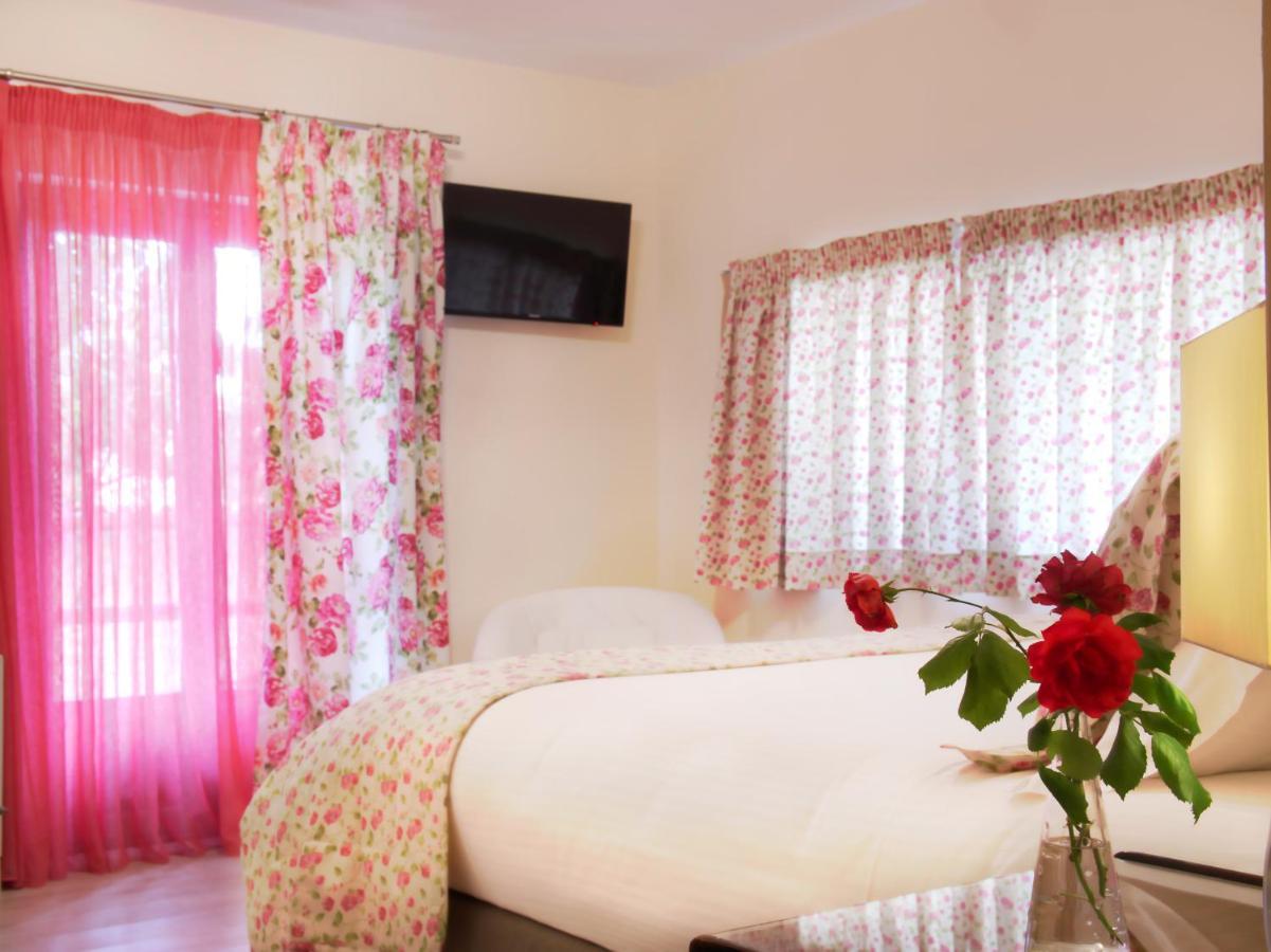 Aegli Arachova Hotel Bagian luar foto