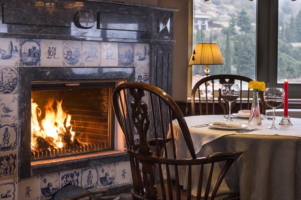 Aegli Arachova Hotel Bagian luar foto