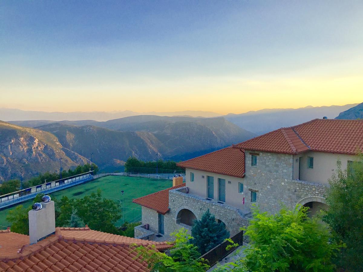 Aegli Arachova Hotel Bagian luar foto